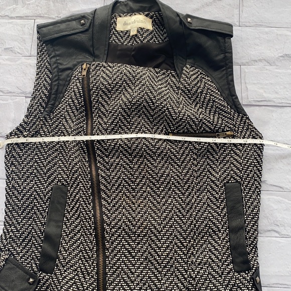 Anthro. Daniel Rainn herringbone black vest size small - Picture 14 of 15